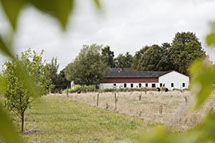 Østervang Gård i Ejby, 8 km vest for Køge.